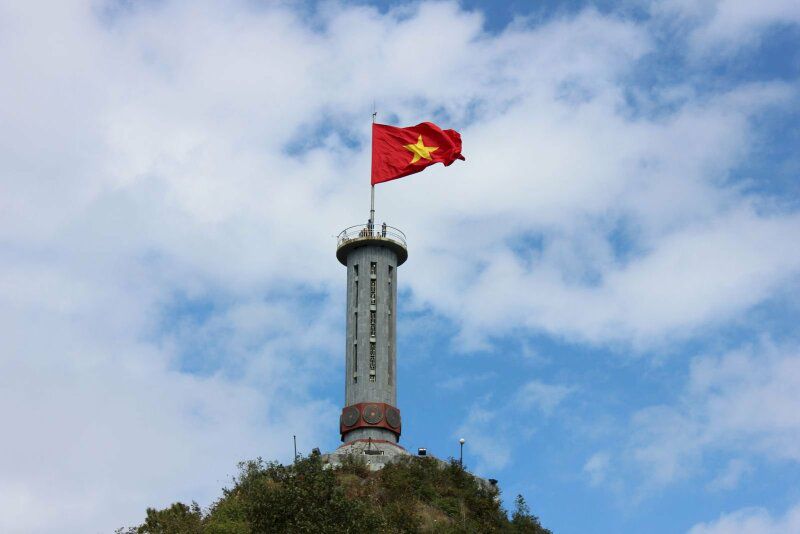 Những hình nền cờ Việt Nam đẹp - Hình số 9