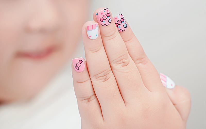 Những mẫu móng tay đẹp cho bé - Hình số 4