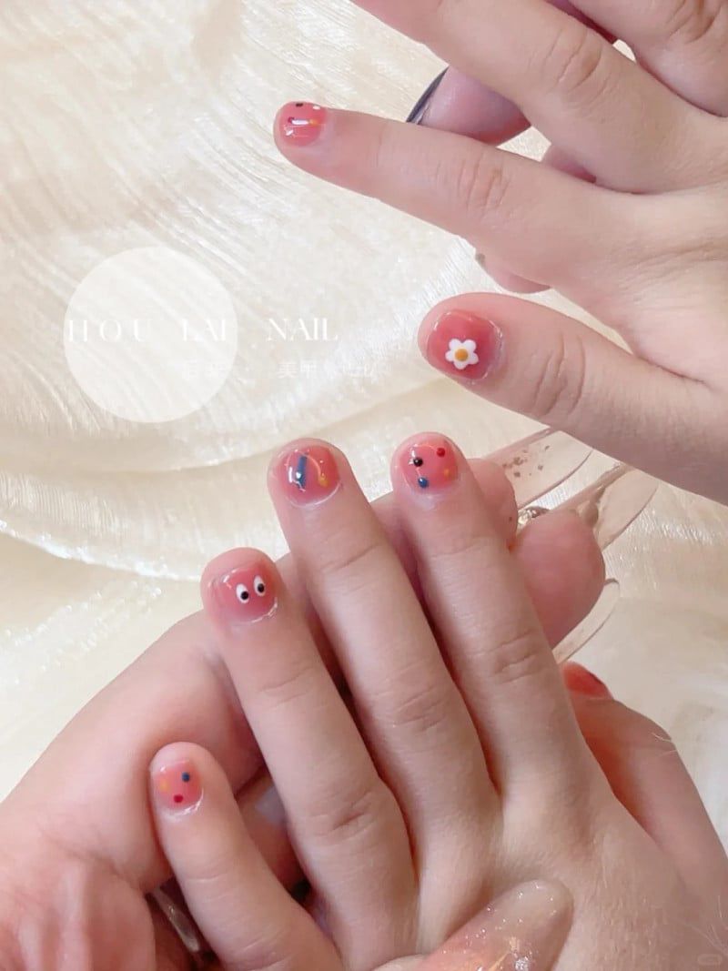 Những mẫu móng tay đẹp cho bé - Hình số 9