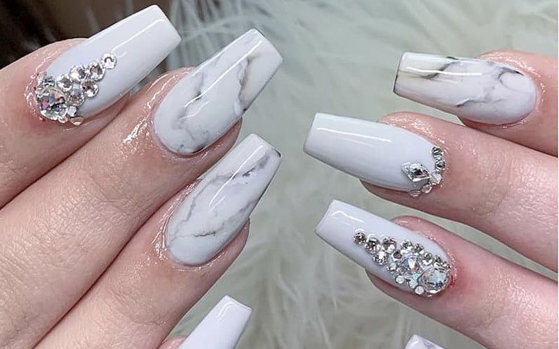 Những mẫu móng tay đẹp màu trắng - Hình số 6