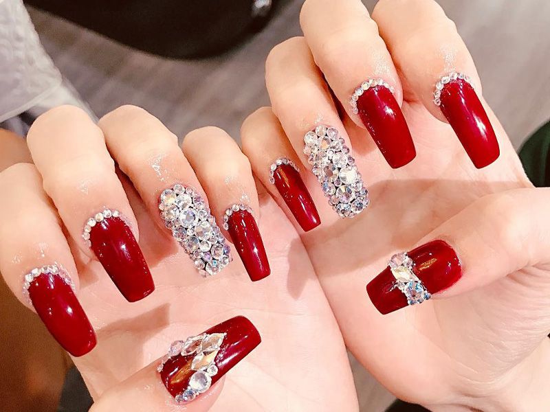 Những mẫu móng tay đẹp cho cô dâu - Hình số 9