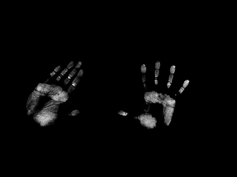 Những black background key visual - Hình số 5