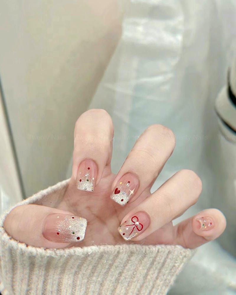 Những mẫu nail noel đơn giản - Hình số 4