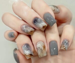 Những mẫu nail đơn giản 2025 - Hình số 9