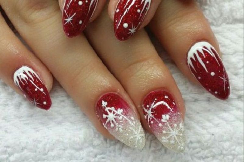 Những mẫu nail noel 2025 - Hình số 6