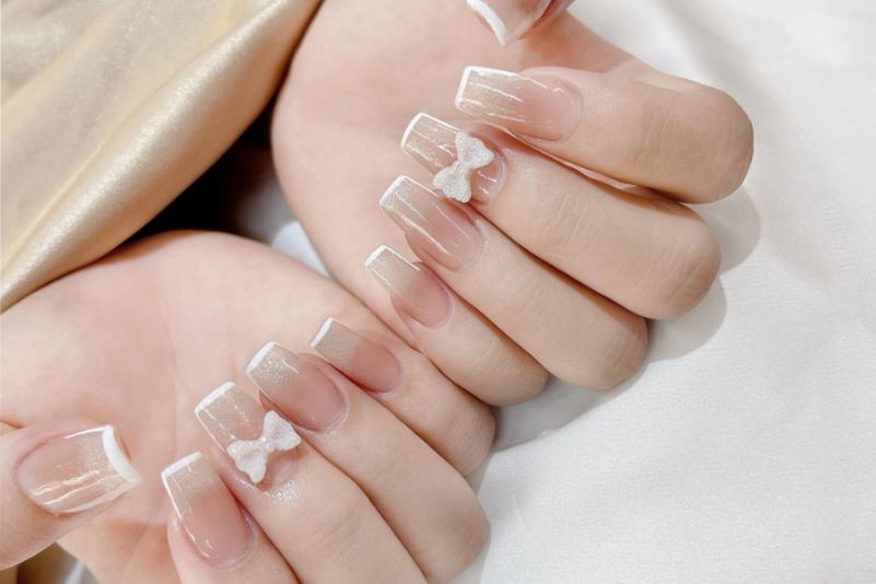 Những mẫu nail nhẹ nhàng đi học màu thạch - Hình số 2