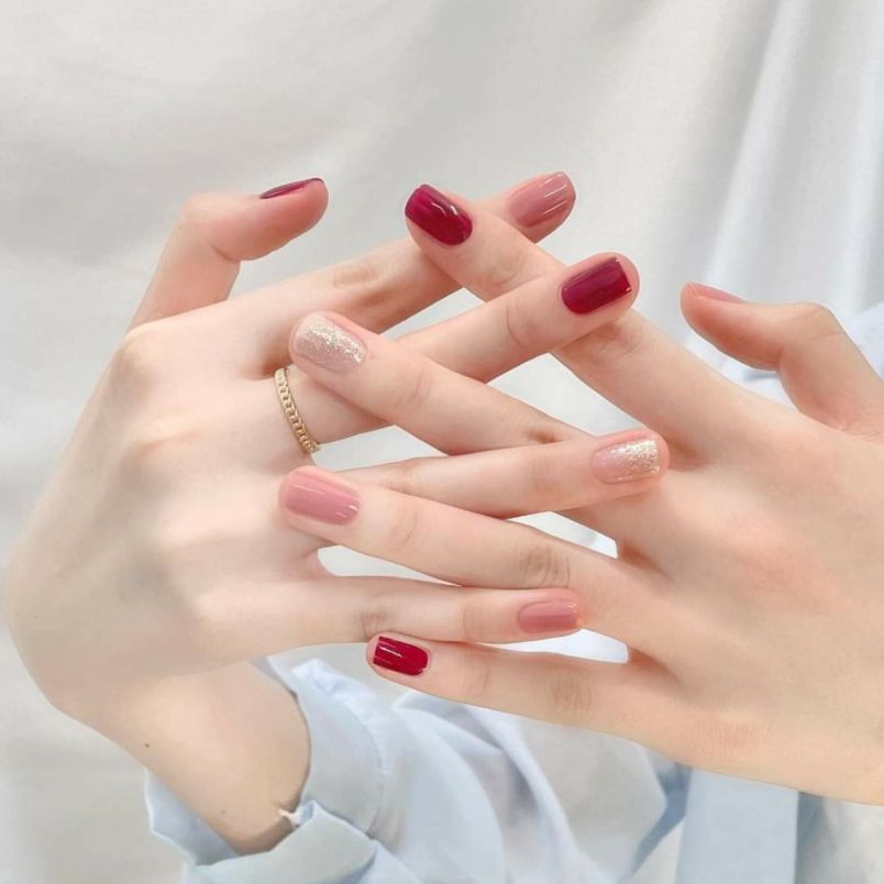 Những mẫu nail tết đơn giản đẹp - Hình số 4