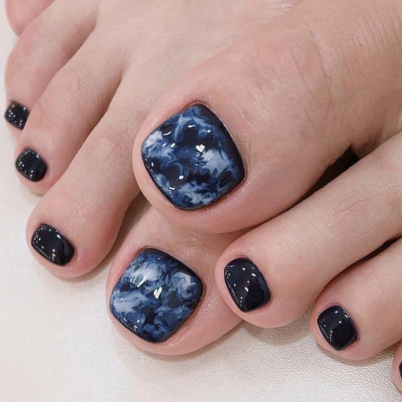 Những màu nail chân đẹp cho da ngăm cá tính - Hình số 7