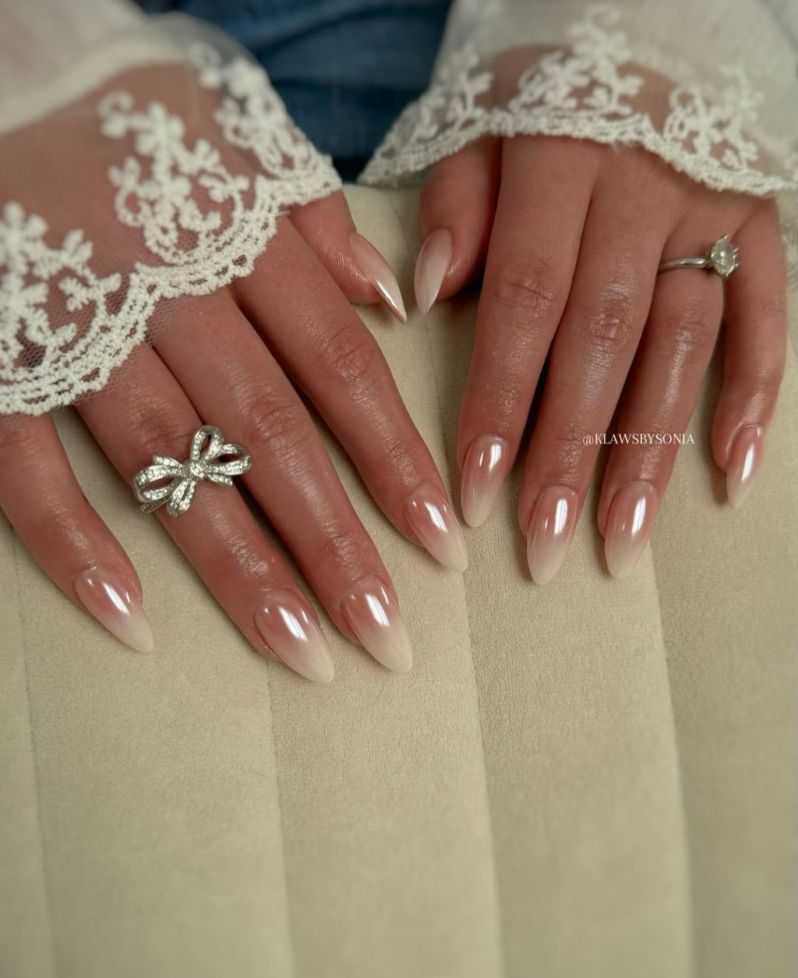 Những mẫu nail cô dâu đơn giản - Hình số 7