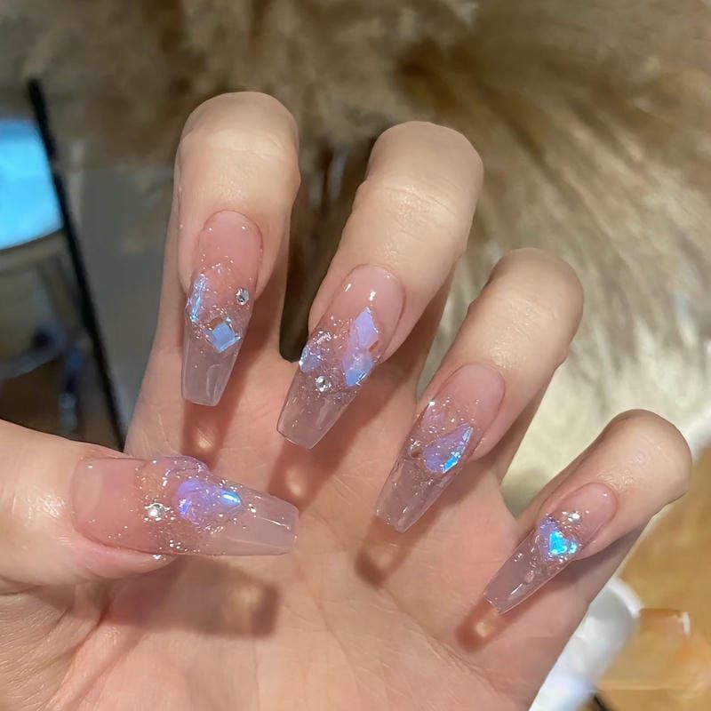 Những mẫu nail ombre kim tuyến đơn giản - Hình số 6