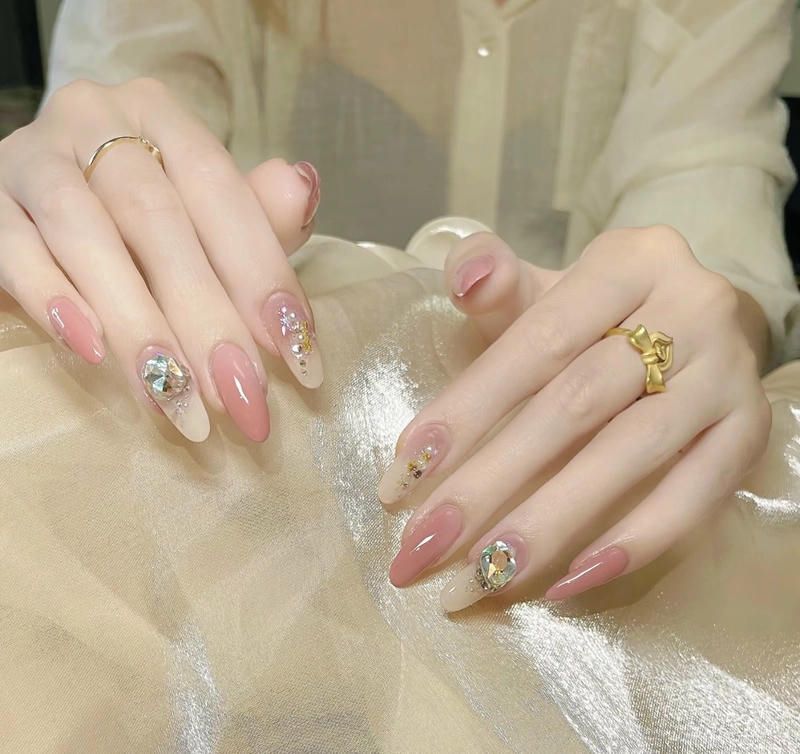 Những mẫu nail sơn thạch đẹp đơn giản - Hình số 3