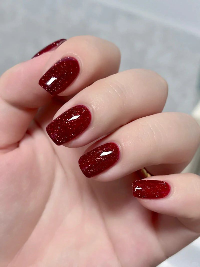 Những mẫu nail tết màu đỏ 2026 - Hình số 6