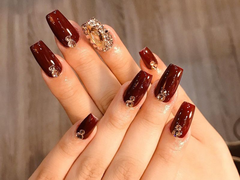 Những mẫu nail tết màu đỏ đẹp - Hình số 7