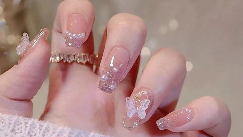 Những mẫu nail cô dâu vuông - Hình số 9