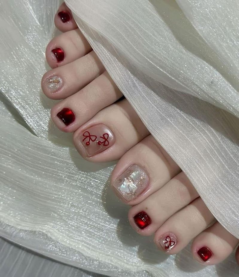 Những mẫu nail sơn thạch đính đá cho chân - Hình số 8