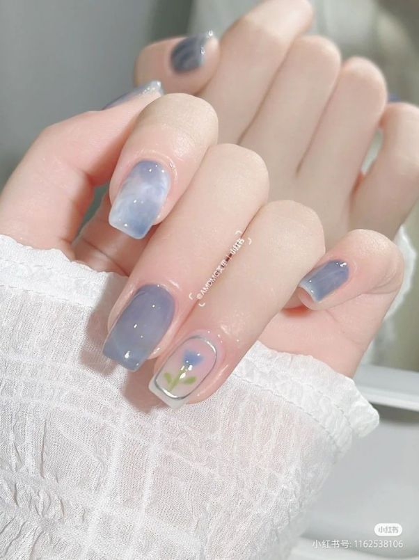 Những mẫu nail tay nhẹ nhàng cho điện thoại - Hình số 3
