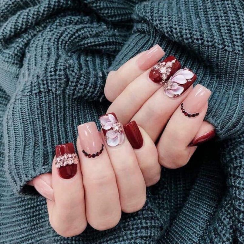 Những mẫu nail móng tay giả đẹp 2026 - Hình số 3