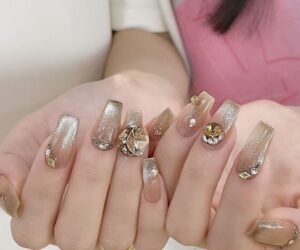 Những những mẫu nail mắt mèo kim cương 2026 - Hình số 8