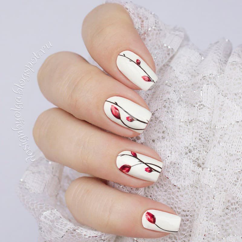 Những nail màu trắng sữa vẽ - Hình số 5