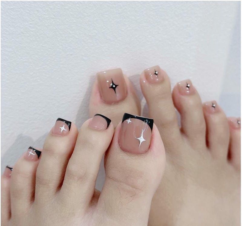 Những nail cô dâu màu thạch móng chân - Hình số 4