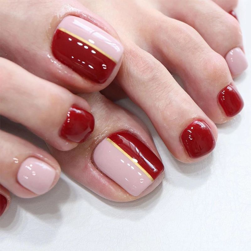 Những nail chân màu đỏ đơn giản - Hình số 4