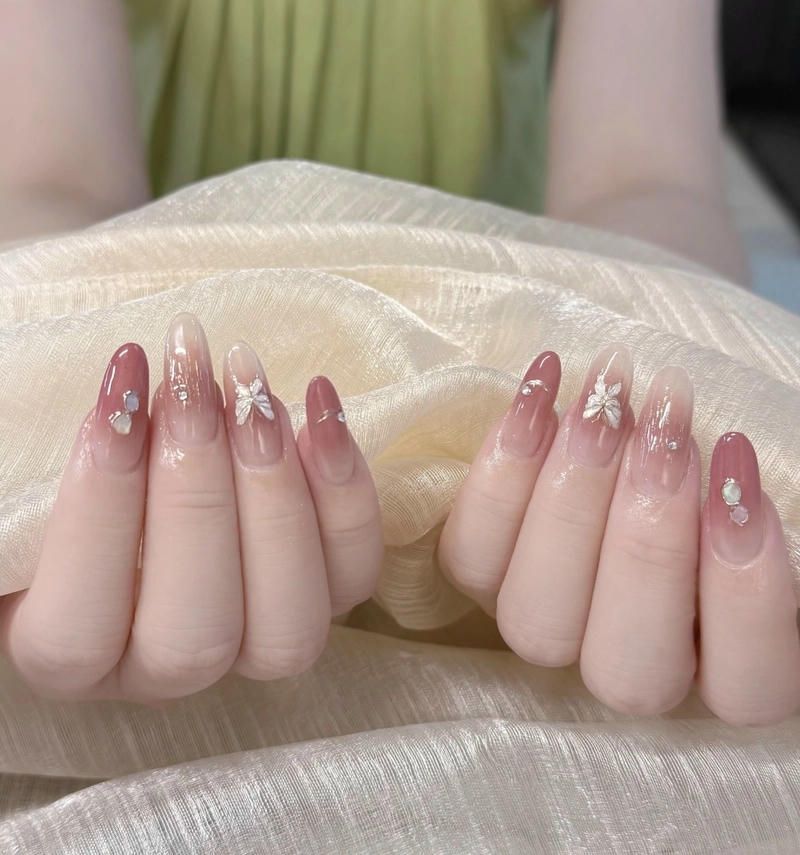 Những nail cô dâu màu thạch - Hình số 5