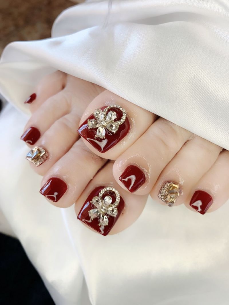 Những nail chân màu kim tuyến - Hình số 7
